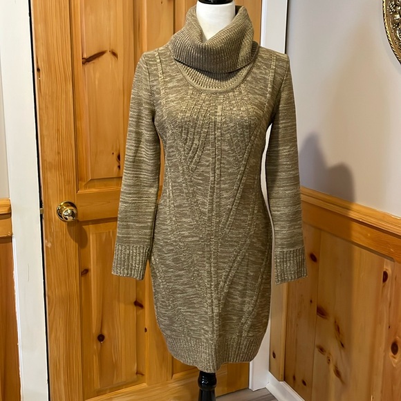 Jessica Simpson sweater dress - Picture 1 of 8